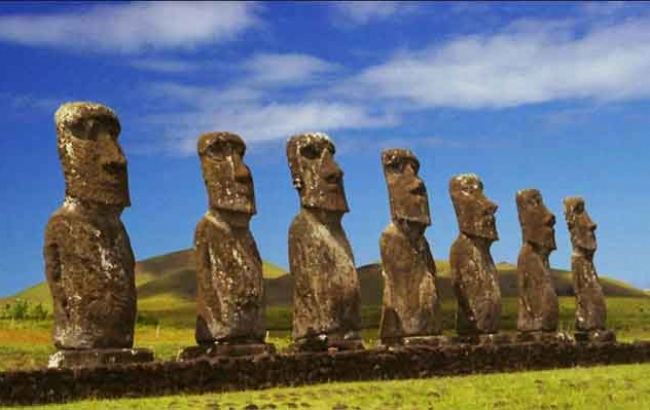 Santiago & Easter Island